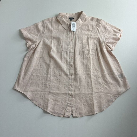 Torrid Textured Woven Button Up Short Sleeve Blouse Size 2 (2X) 18-20 Pale‎ Pink - Picture 1 of 8